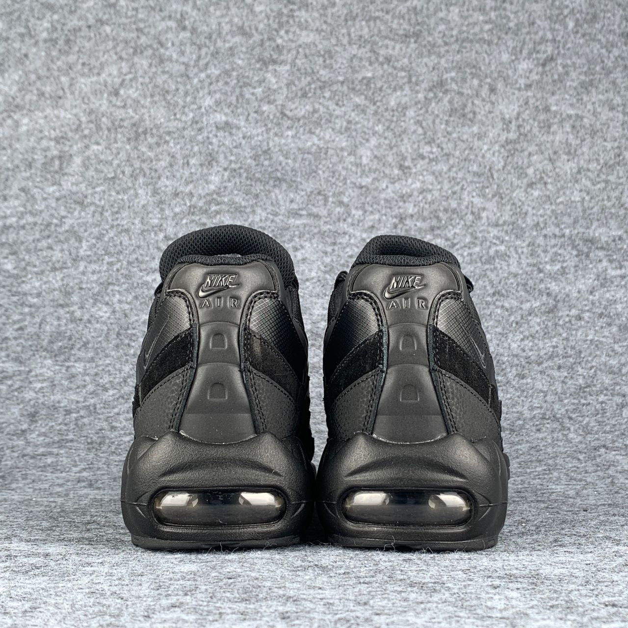 Air Max 95 Essential 'Triple Black'