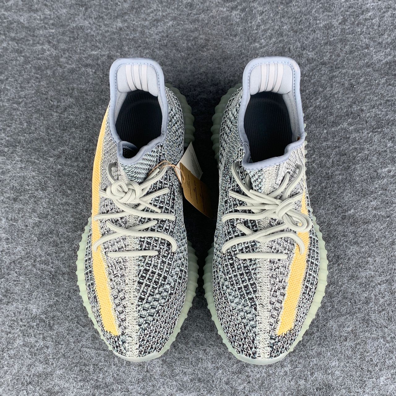 Adidas Yeezy Boost 350 V2 'Ash Blue'