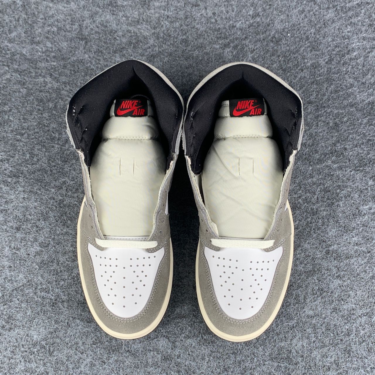 Air Jordan 1 Retro High OG 'Washed Black'