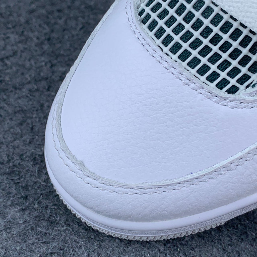 Air Jordan 4 Retro 'Oxidized Green'