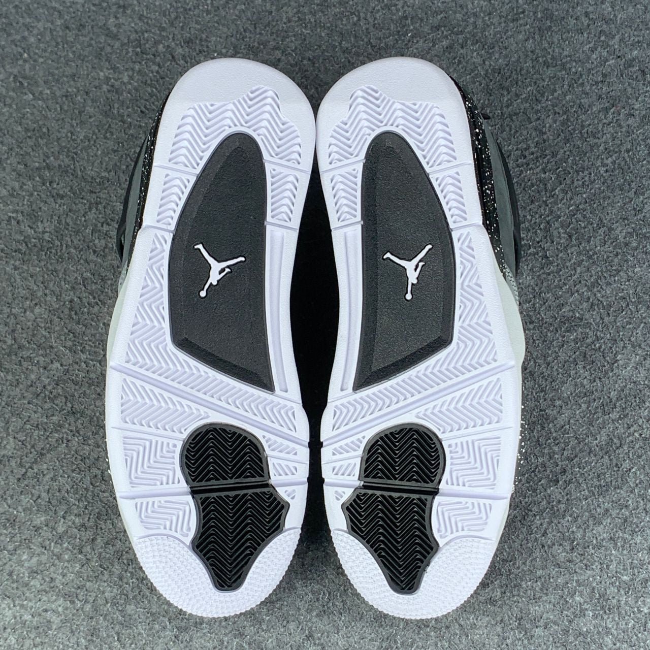 Air Jordan 4 Retro 'Fear' 2024