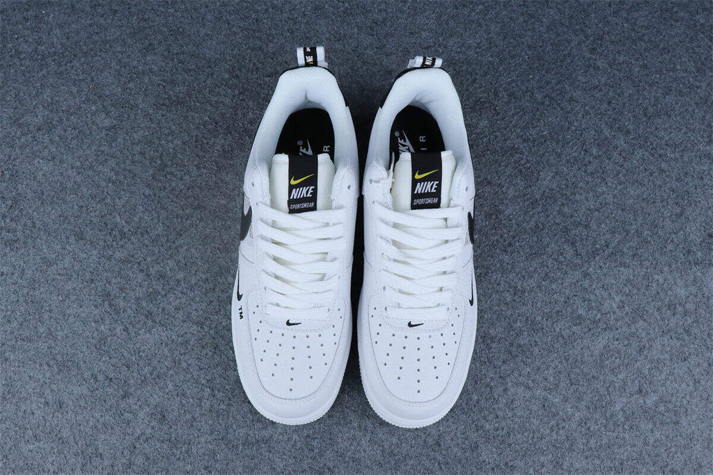 Air Force 1 '07 LV8 'Overbranding'