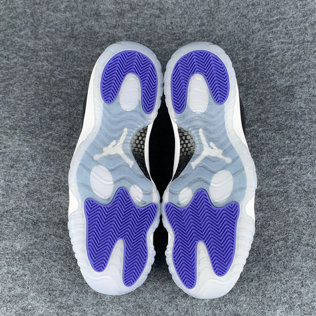 Air Jordan 11 Retro Low 'Concord'