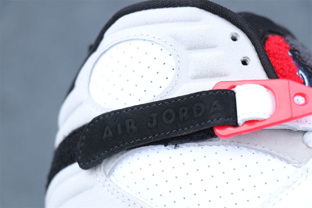 Air Jordan 8 Retro 'Bugs Bunny' 2013