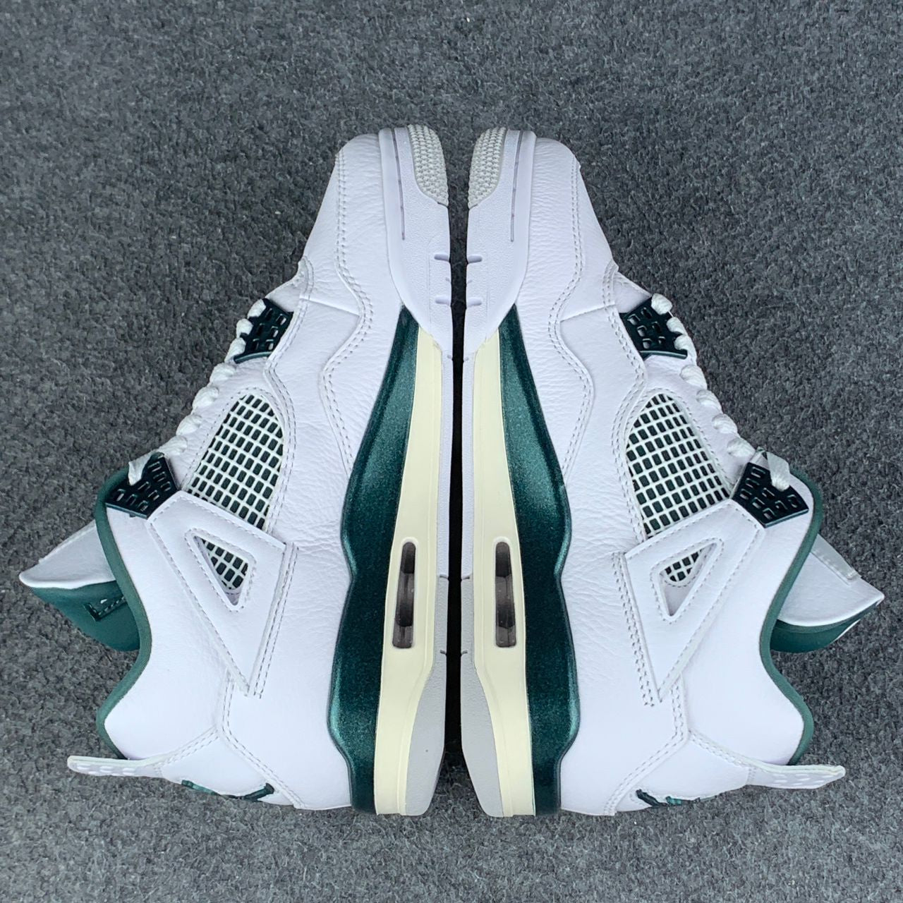 Air Jordan 4 Retro 'Oxidized Green'