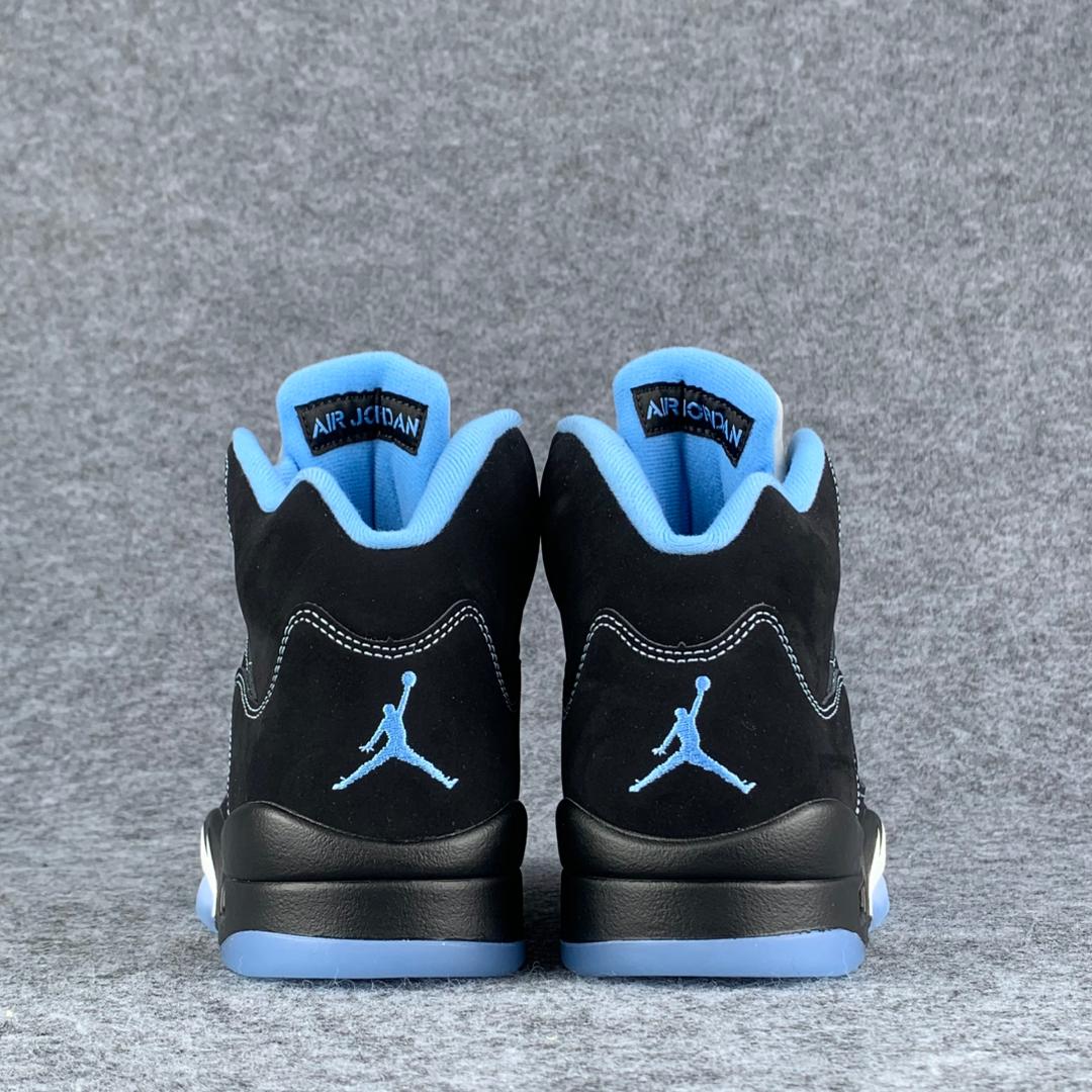Air Jordan 5 Retro 'Black University Blue' 2026