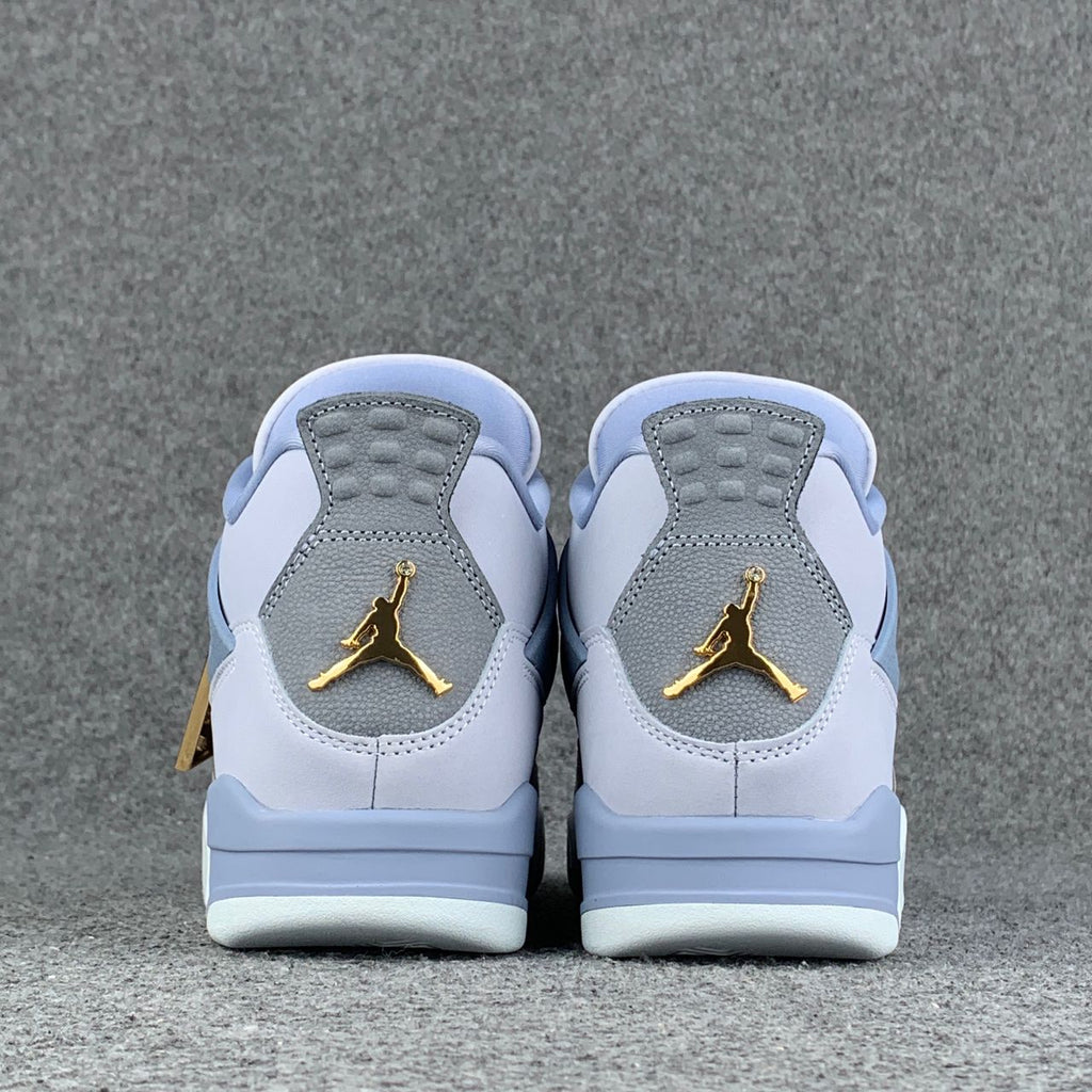 Air Jordan 4 Retro UNC Tar Heels PE (2025)
