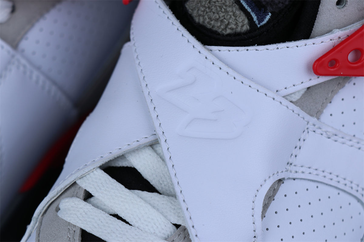 Air Jordan 8 Retro 'Bugs Bunny' 2013
