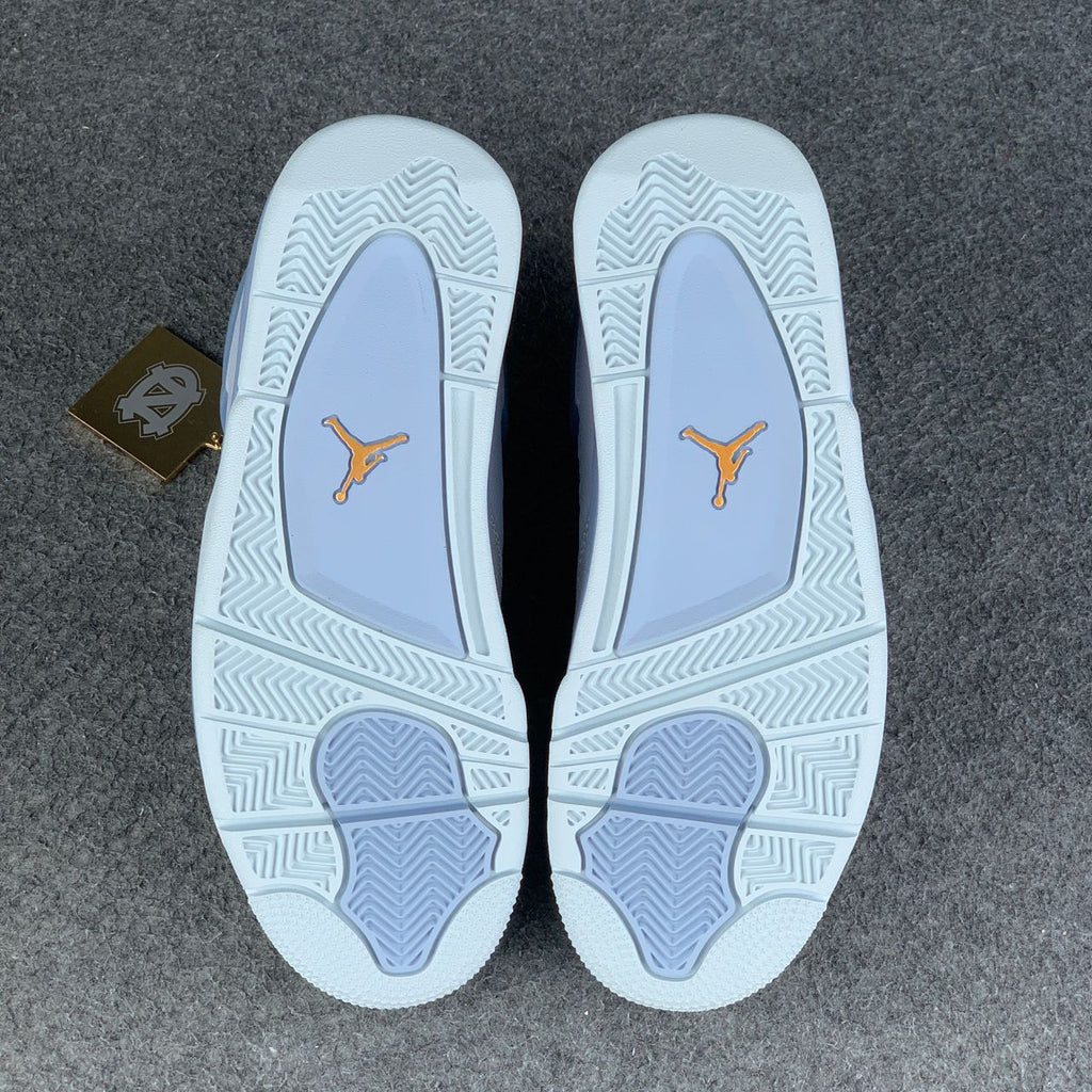 Air Jordan 4 Retro UNC Tar Heels PE (2025)