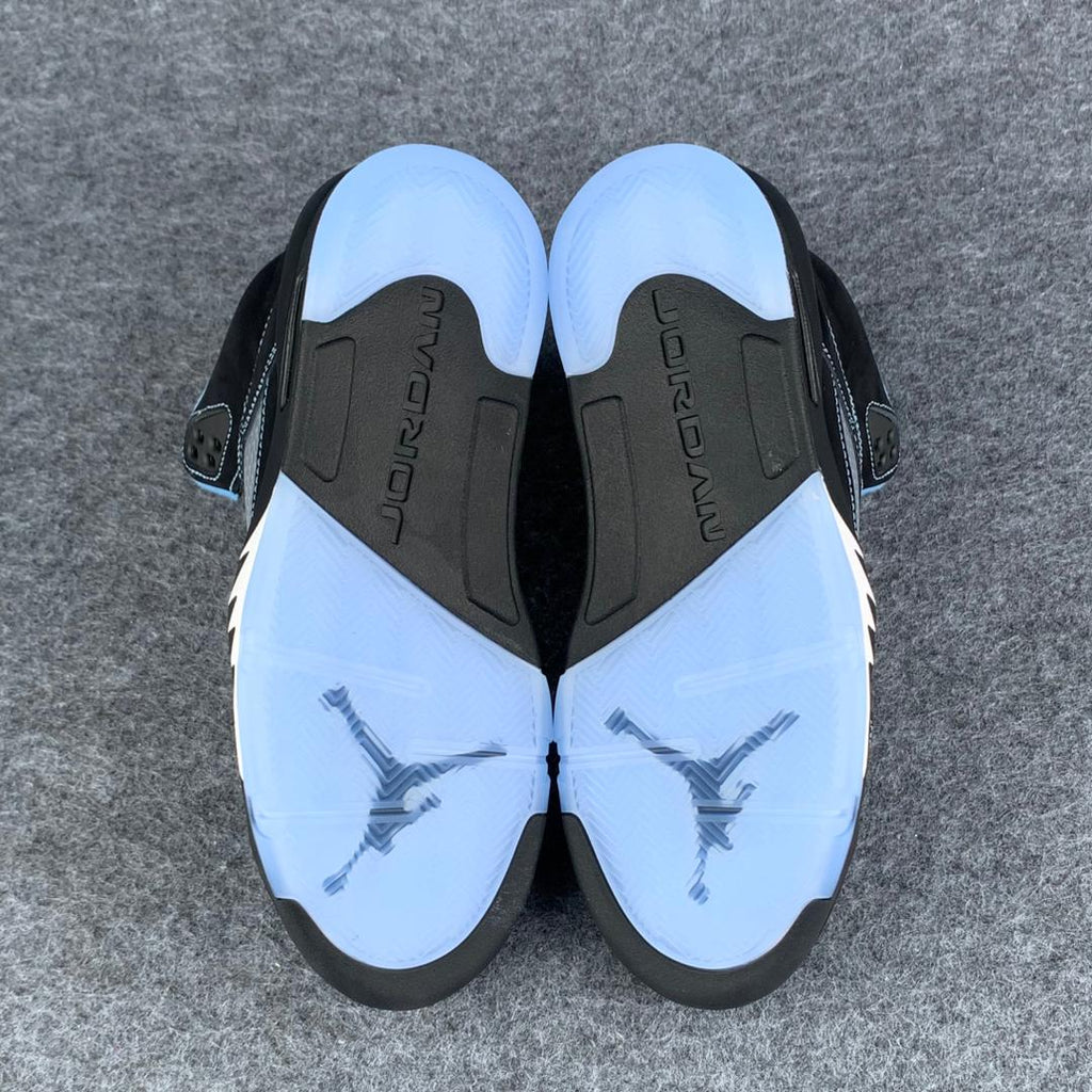 Air Jordan 5 Retro 'Black University Blue' 2026