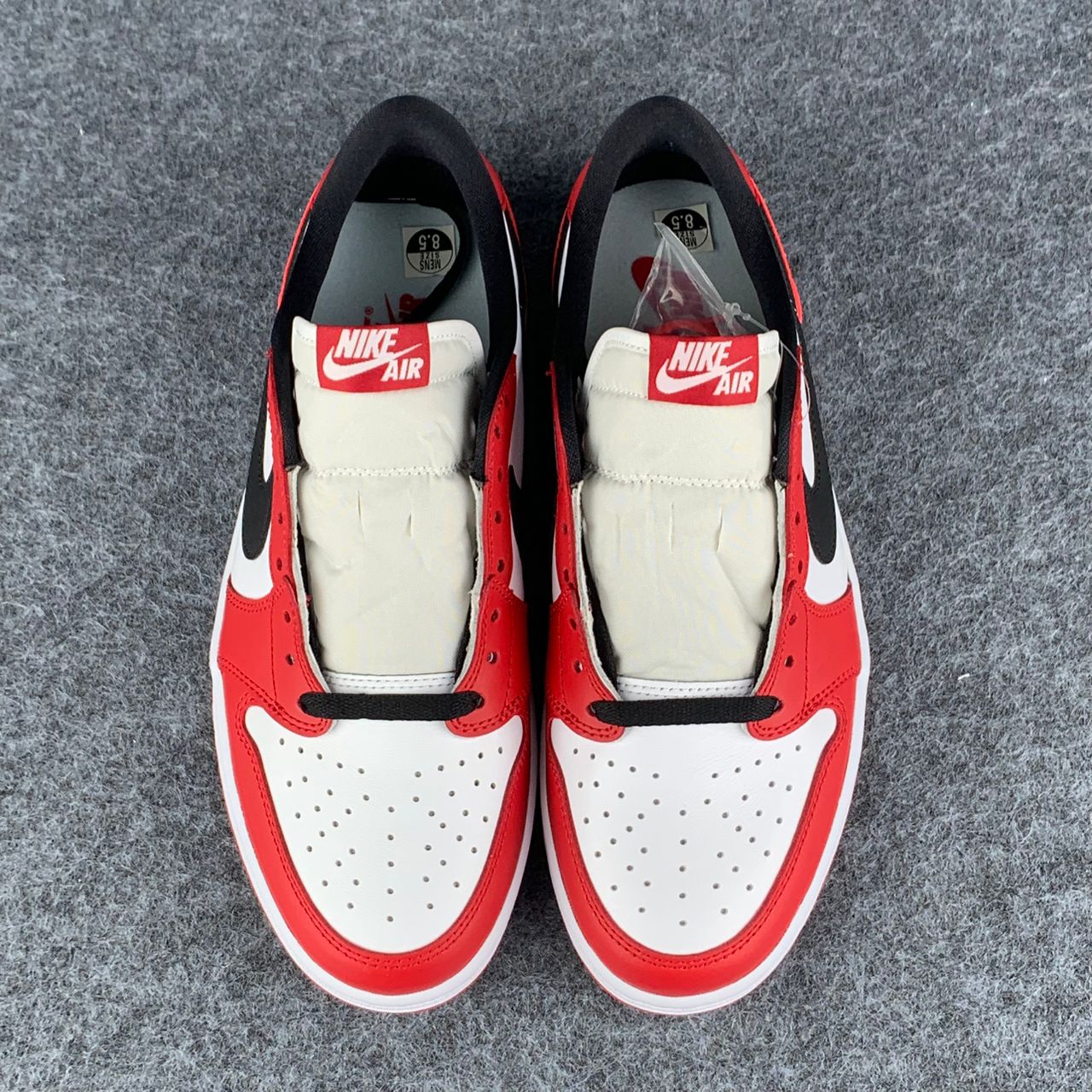 Air Jordan 1 Retro Low OG 'Chicago' (2016)