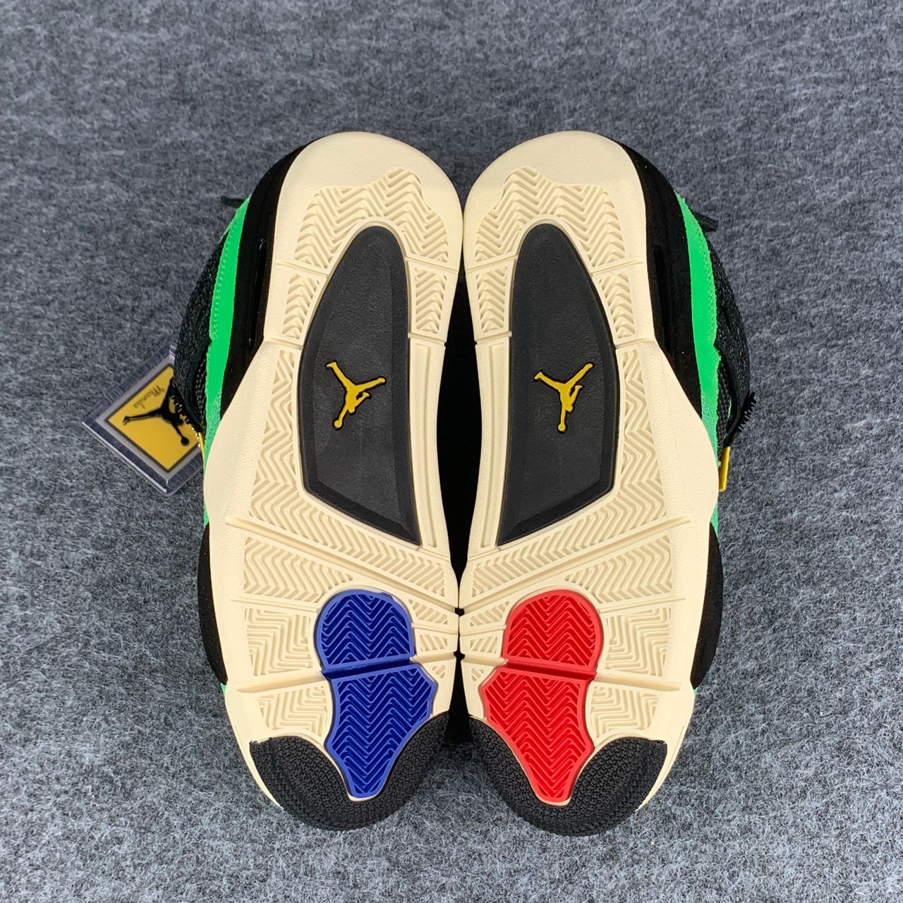 Air Jordan 4 Retro 'Manila' Sample