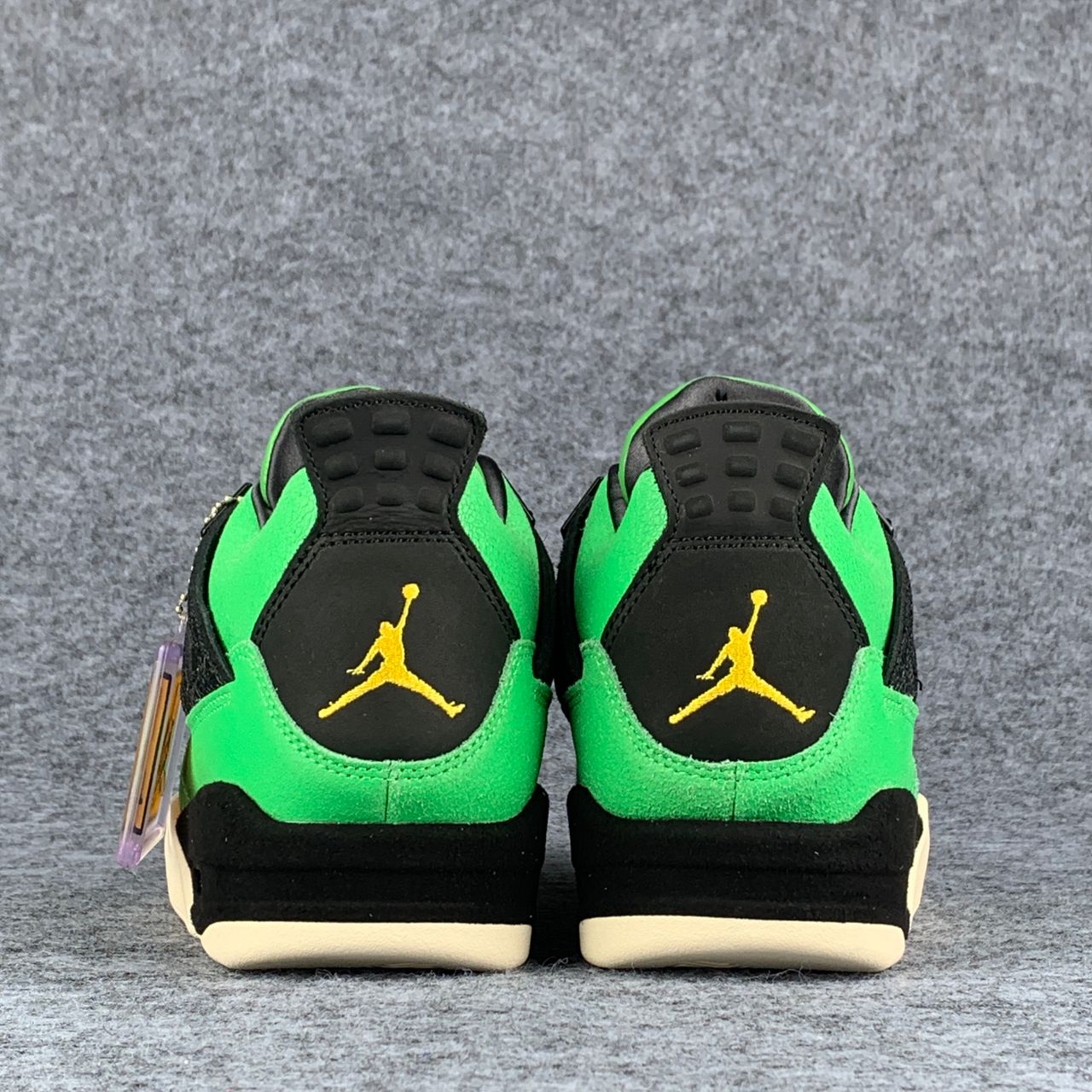 Air Jordan 4 Retro 'Manila' Sample