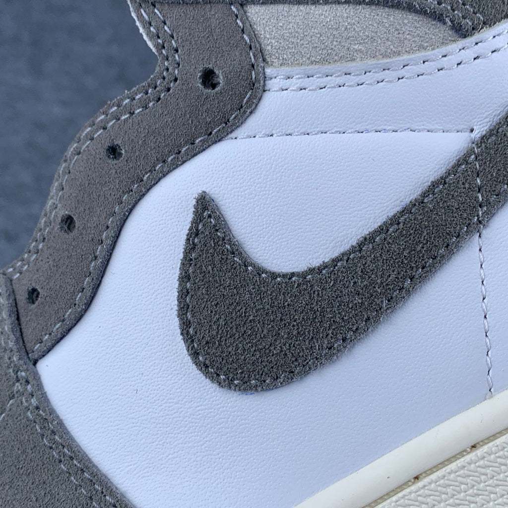 Air Jordan 1 Retro High OG 'Washed Black'