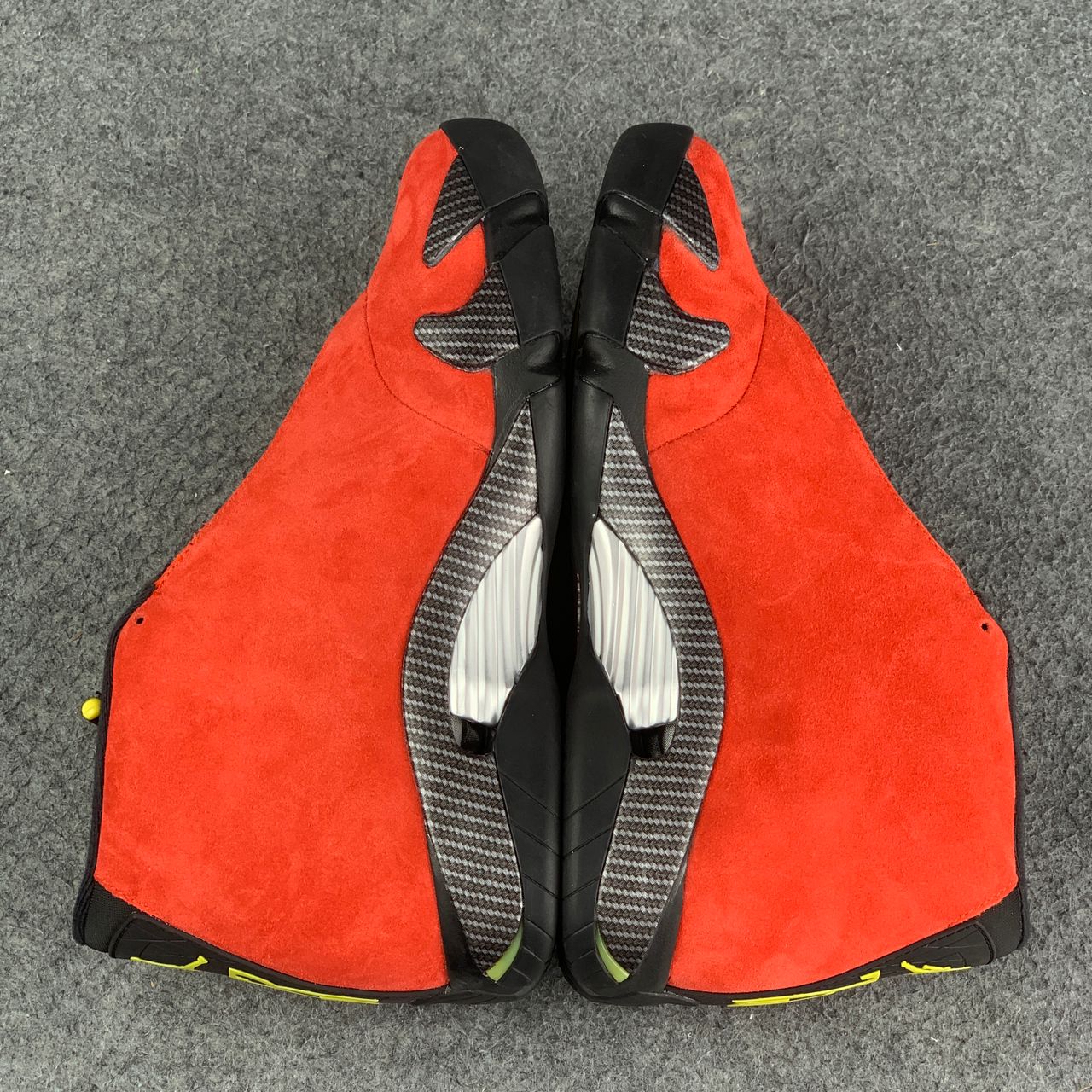 Air Jordan 14 Retro 'Ferrari' 2025