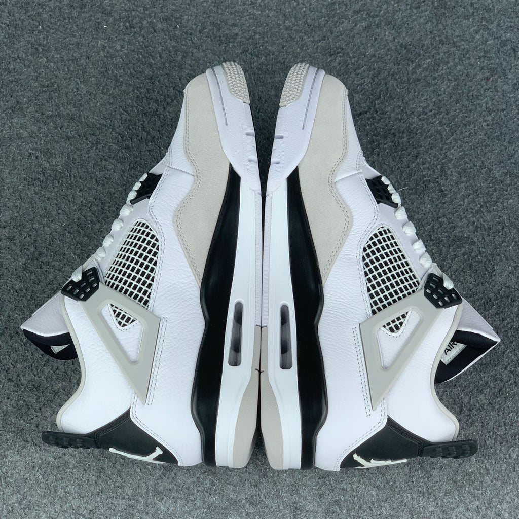 Air Jordan 4 Retro 'Military Black'