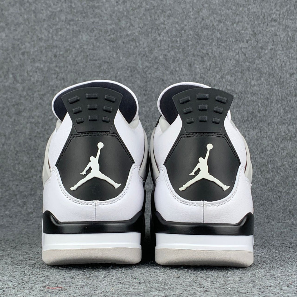 Air Jordan 4 Retro 'Military Black'