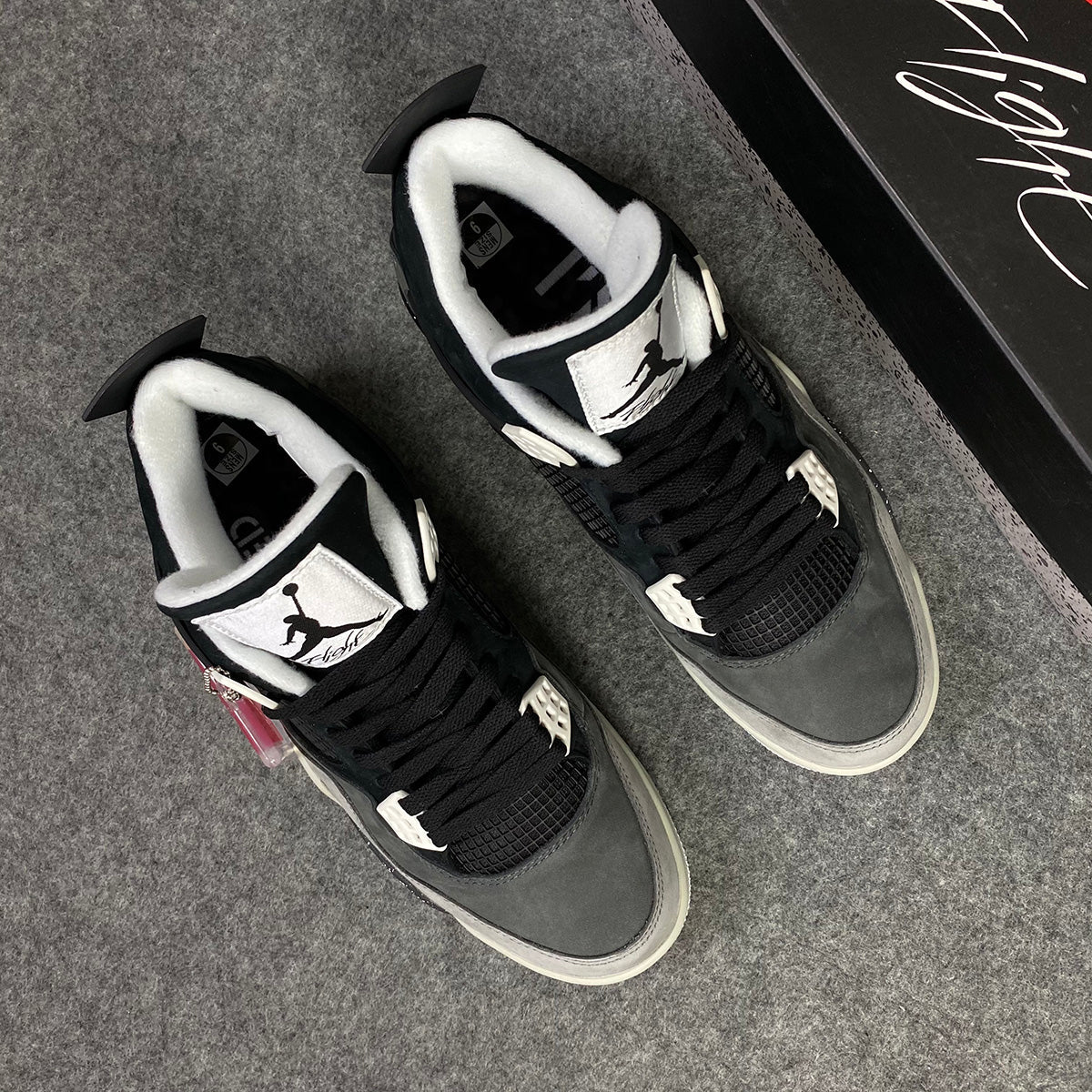 Air Jordan 4 Retro 'Fear' 2024