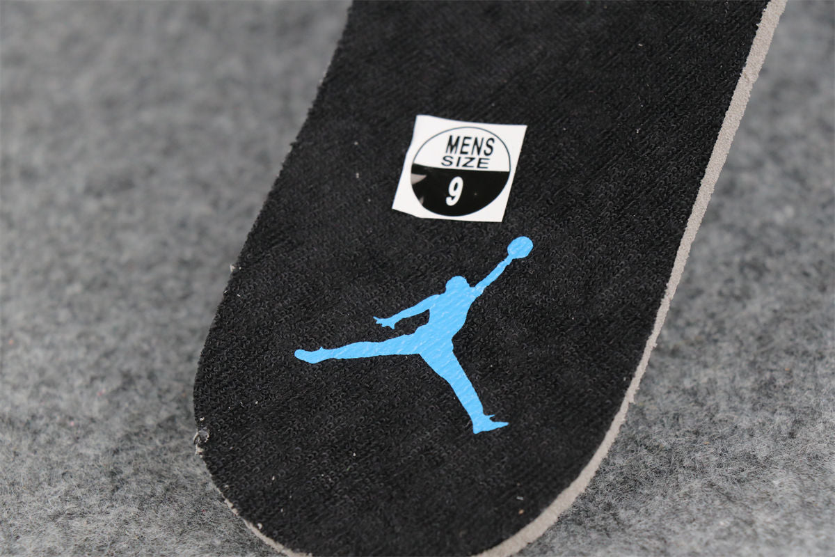 Air Jordan 6 Retro 'UNC'