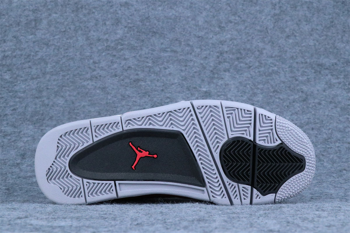 Air Jordan 4 Retro 'Toro Bravo' 2026