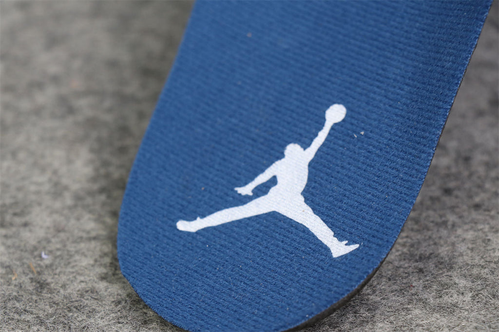 Air Jordan 13 Retro 'French Blue'