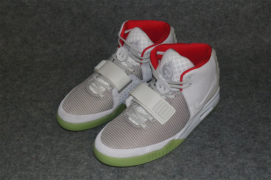 Air Yeezy 2 NRG 'Pure Platinum'