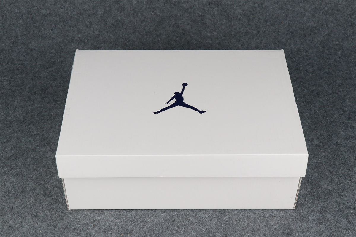 Air Jordan 4 Retro 'Purple Metallic'