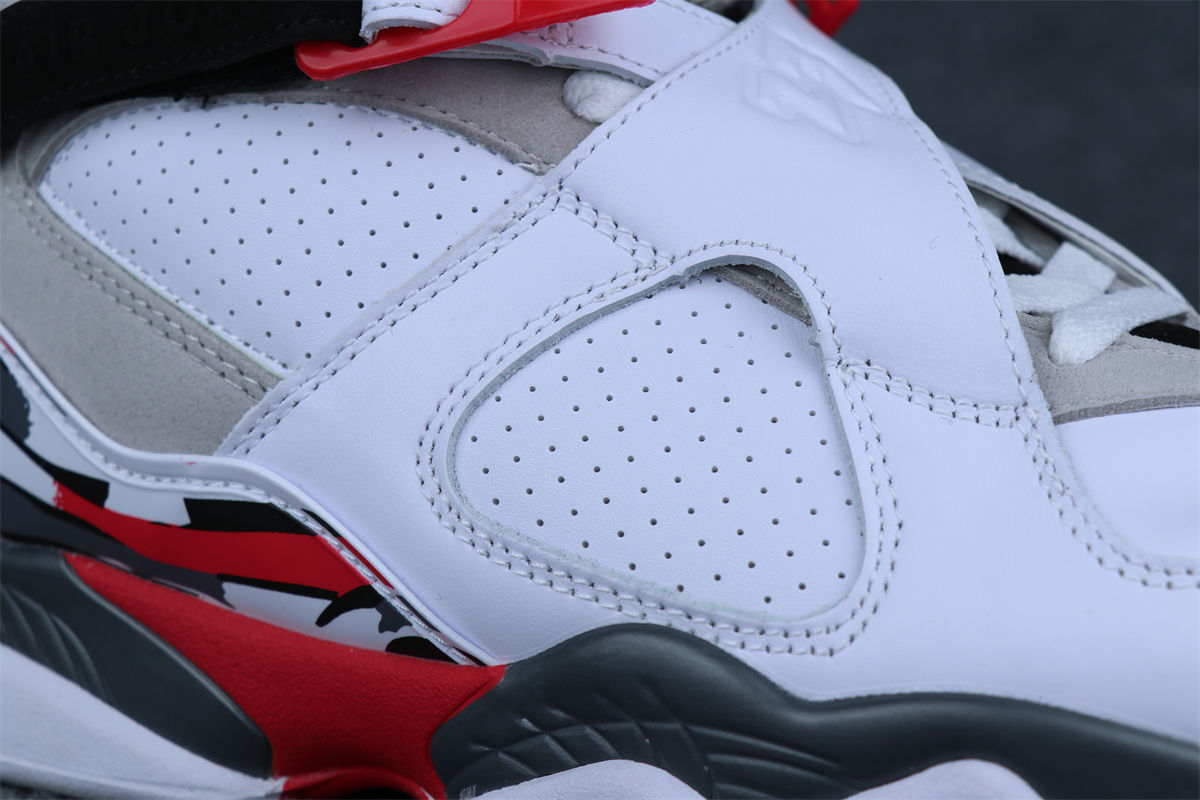 Air Jordan 8 Retro 'Bugs Bunny' 2013