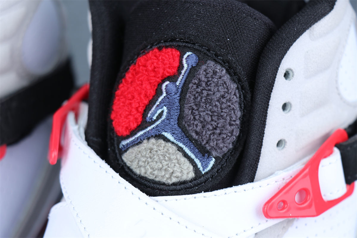 Air Jordan 8 Retro 'Bugs Bunny' 2013