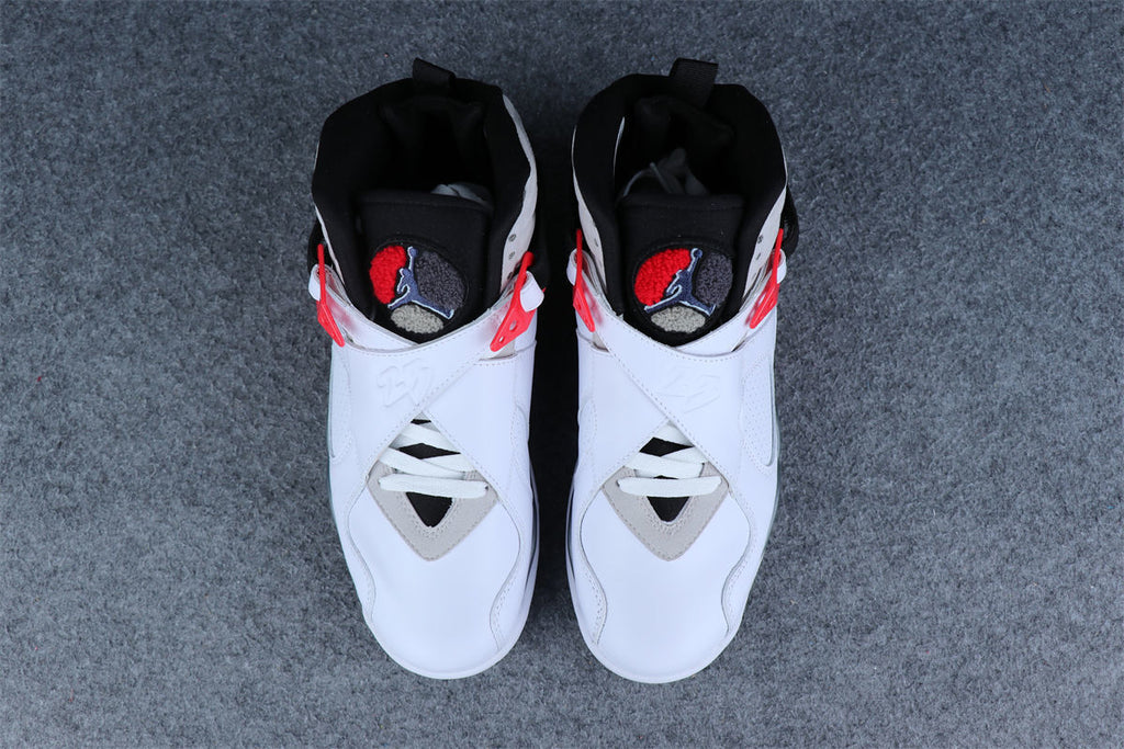 Air Jordan 8 Retro 'Bugs Bunny' 2013
