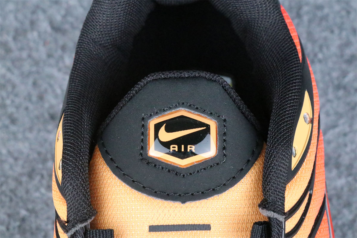 Air Max Plus 'Sunset'